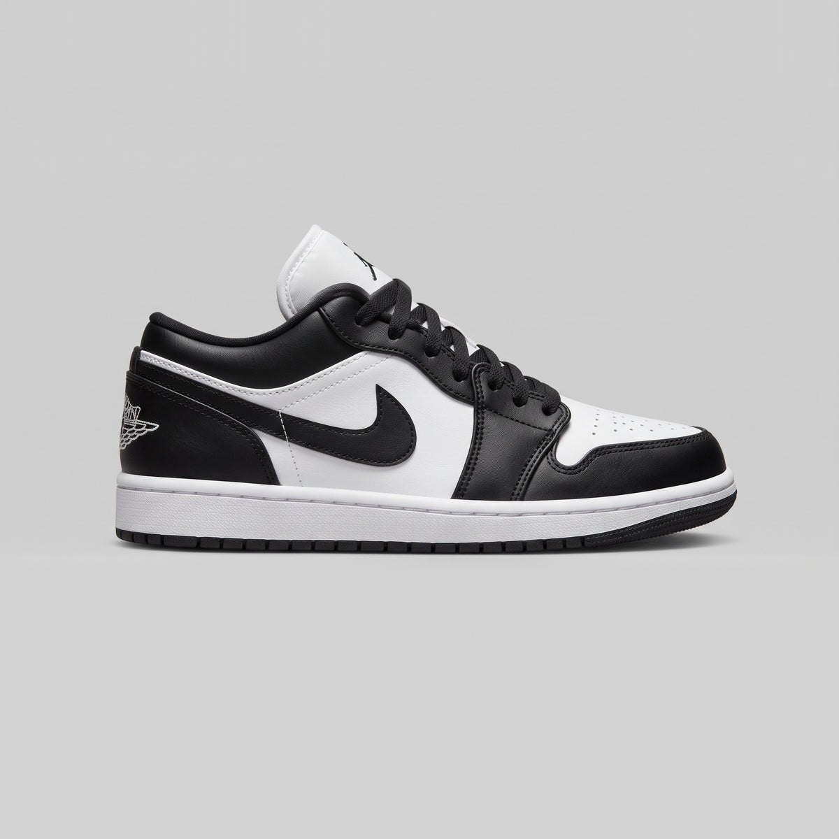 Nike Air Jordan 1 Low Panda vista lateral