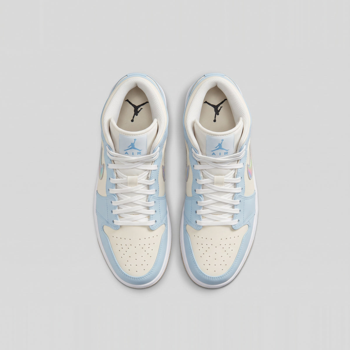 Nike Air Jordan 1 Mid Azul Cielo Iridiscente - vista superior