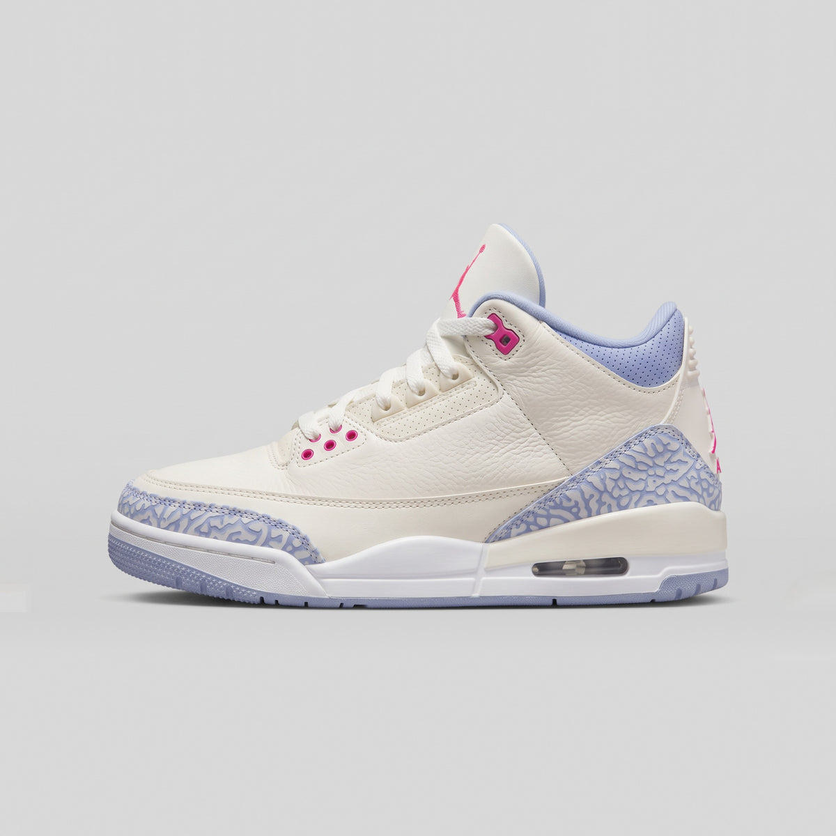 Nike Air Jordan 3 Retro Crema Lila Rosado - vista lateral izquierda