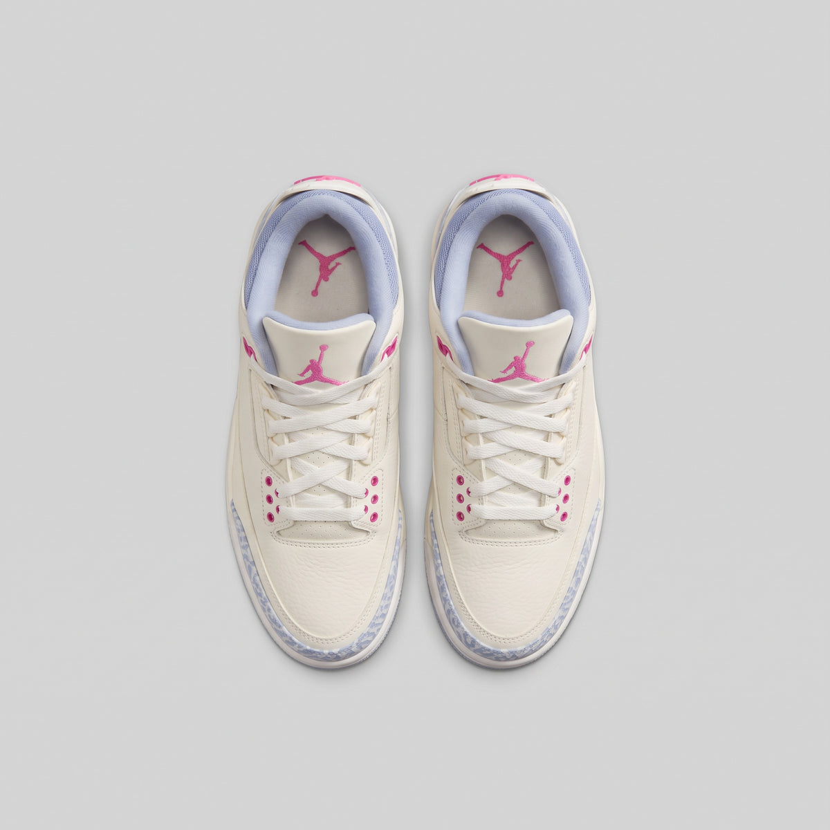 Nike Air Jordan 3 Retro Crema Lila Rosado - vista superior