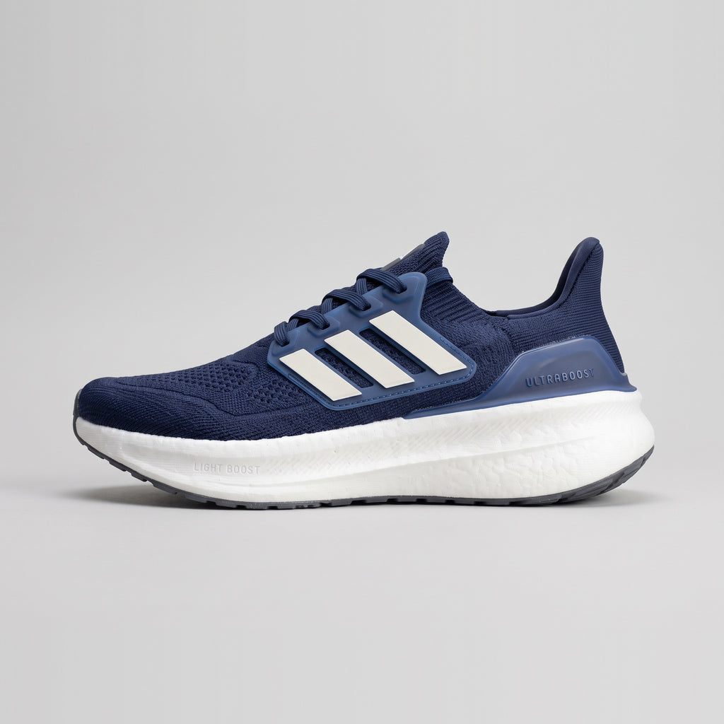Adidas Ultraboost Light Azul Navy vista lateral izquierda
