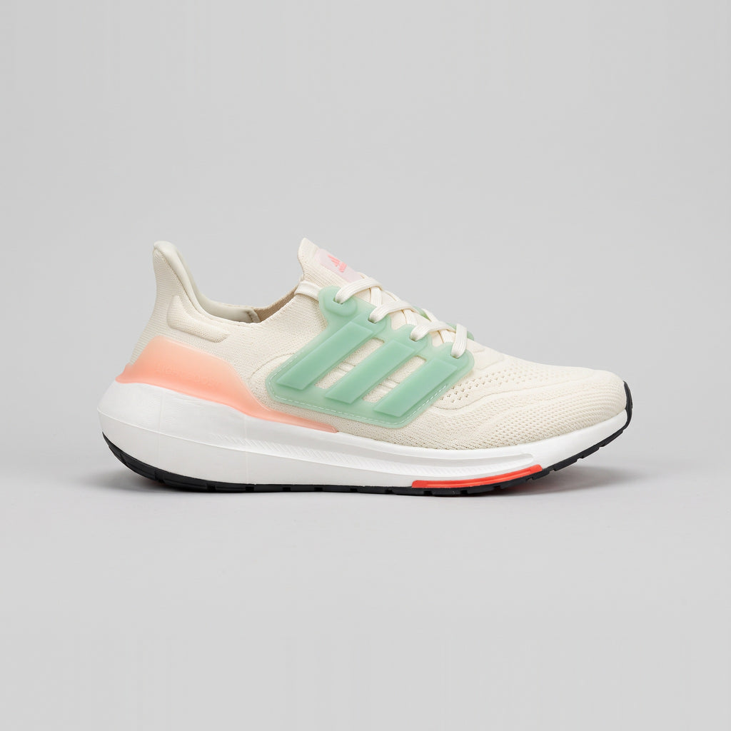 Adidas Ultraboost Light Crema Menta vista lateral