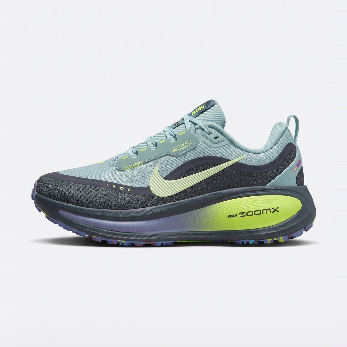 Nike Vomero 18 GORE-TEX vista del otro lado