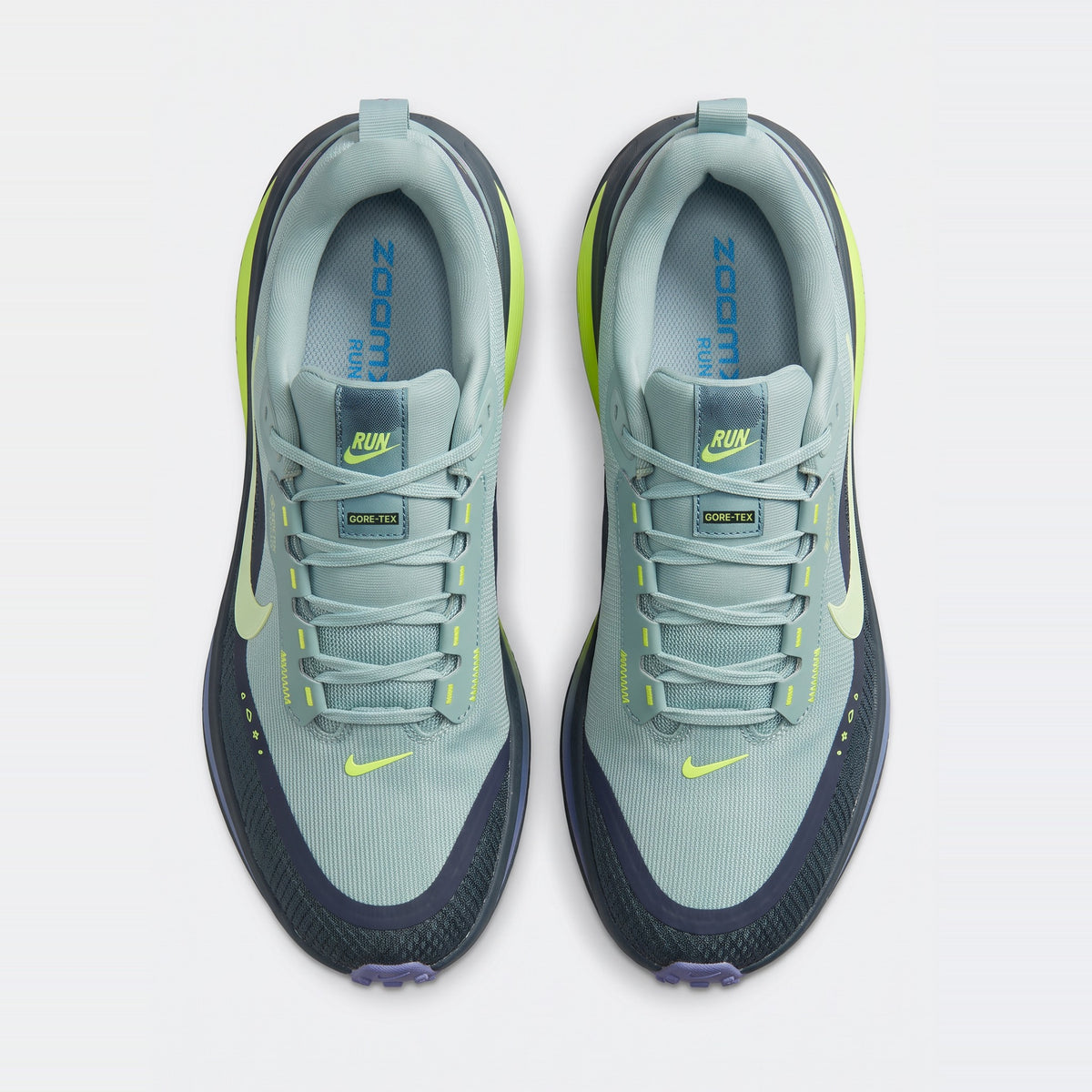 Nike Vomero 18 GORE-TEX vista desde arriba