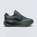 Nike Vomero 18 GORE-TEX Verde vista lateral