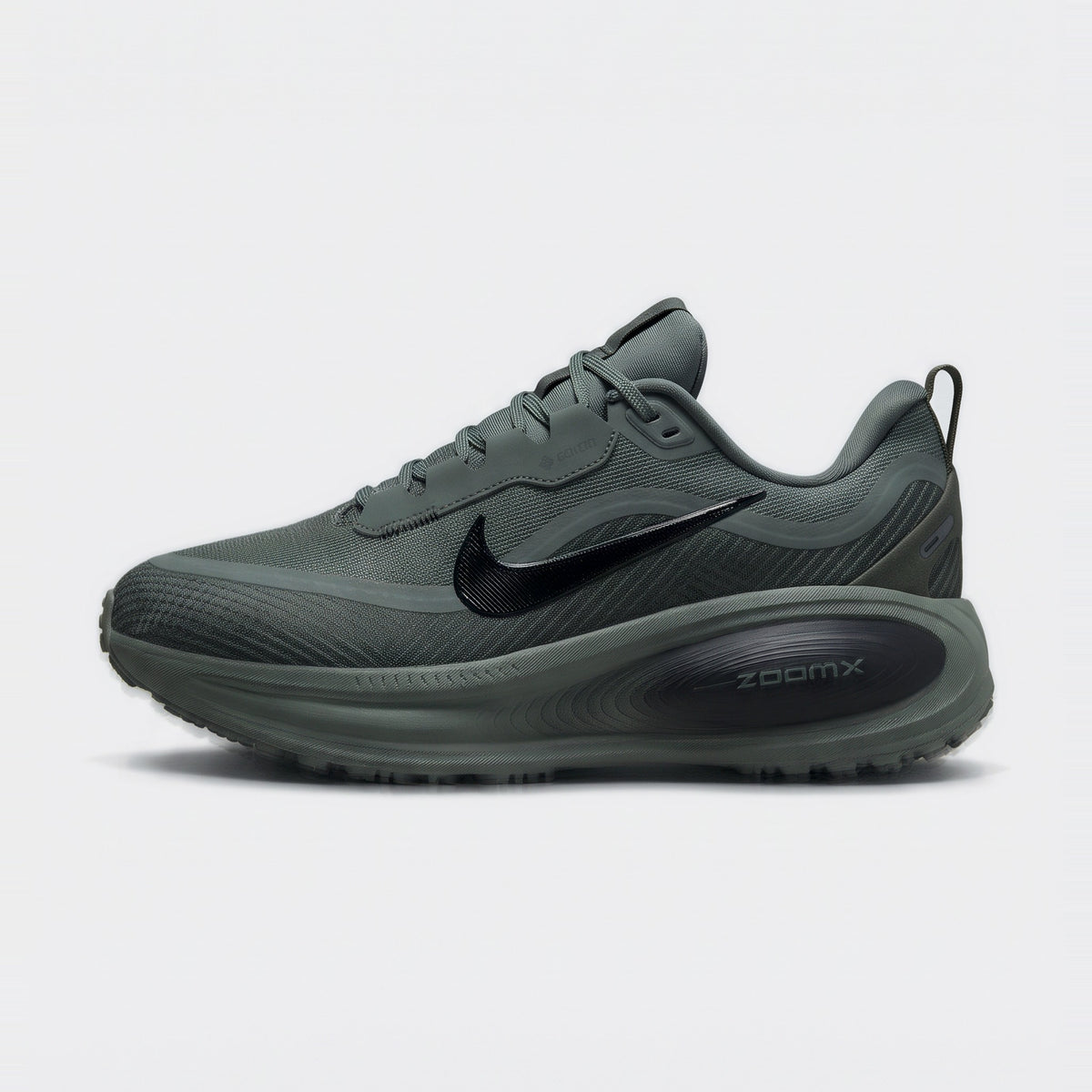 Nike Vomero 18 GORE-TEX Verde vista del otro lado
